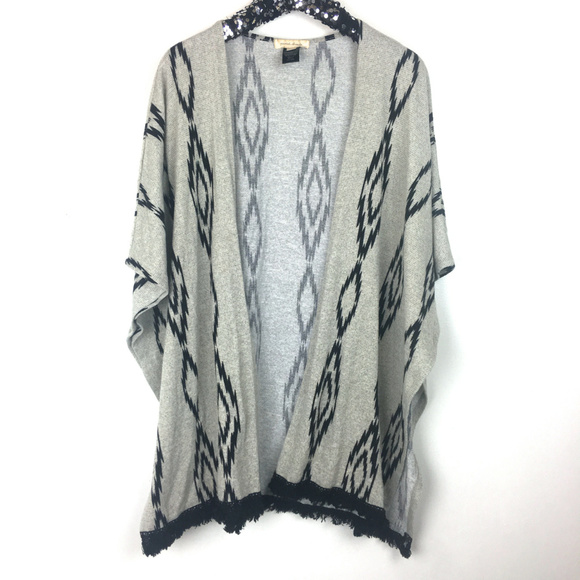 Painted Threads Aztec Print Poncho Sweater Sz L - Picture 1 of 6